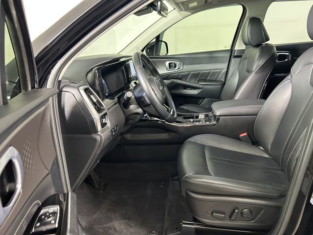 Used 2023 Kia Sorento SX image 12