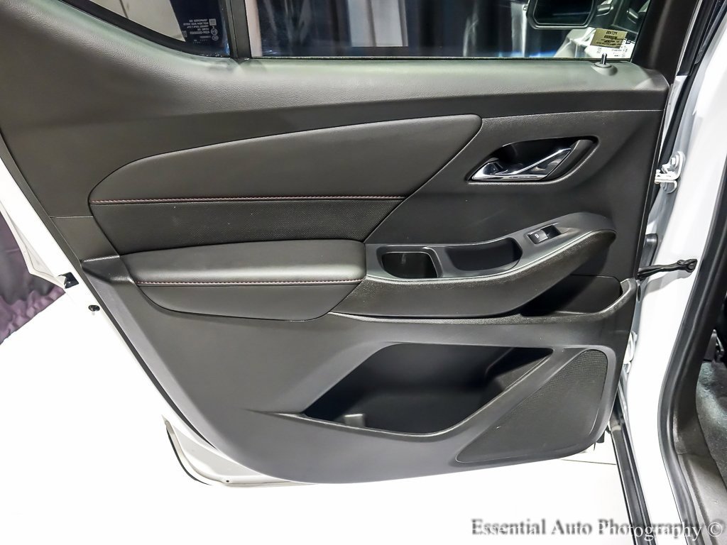 Used 2022 Chevrolet Traverse RS image 34