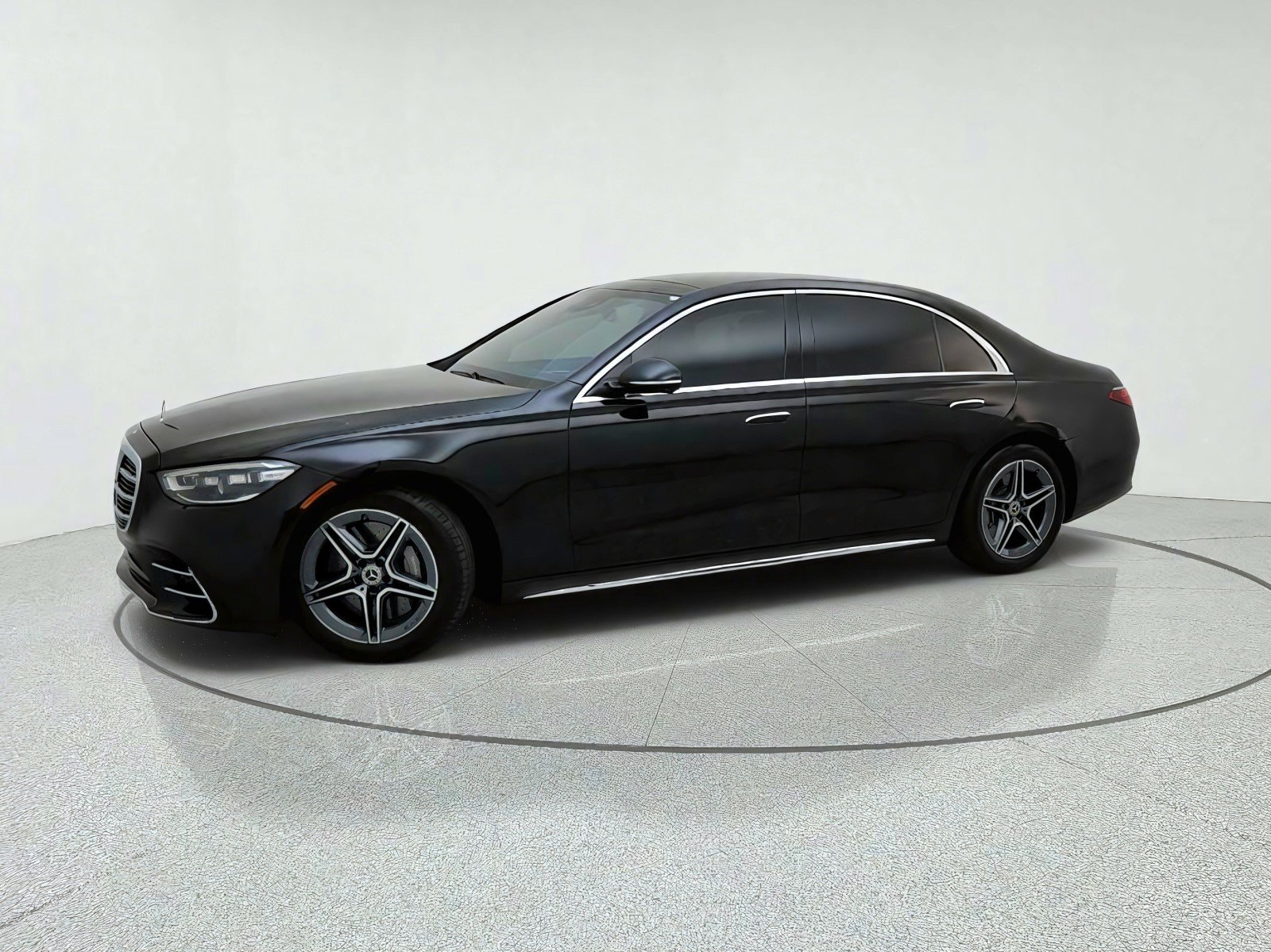 Used 2024 Mercedes-Benz S 580 4MATIC Sedan image 15