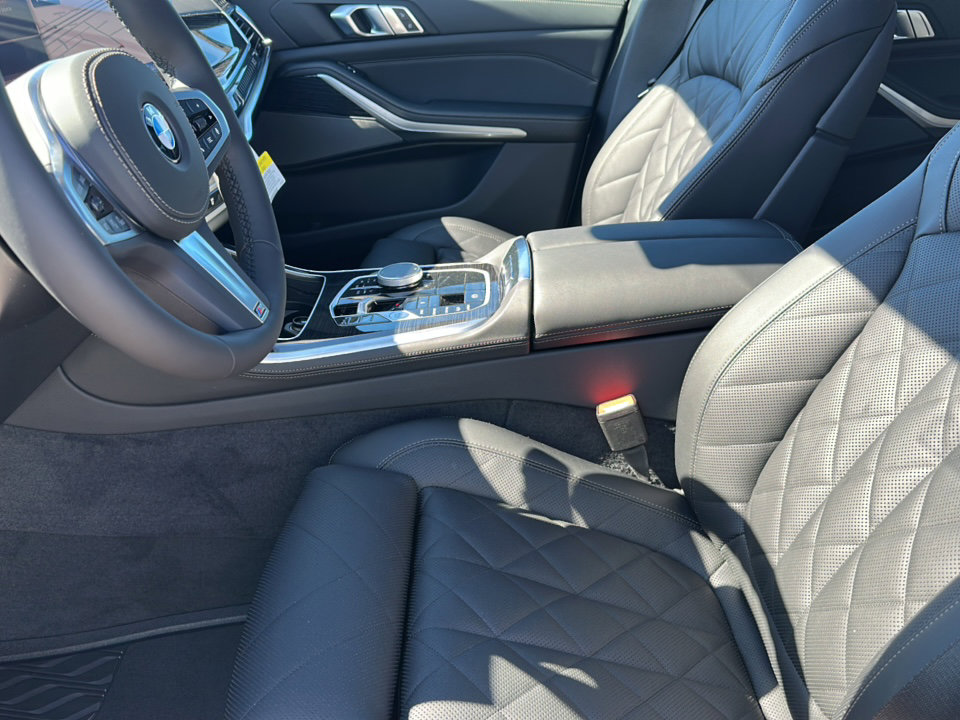 New 2026 BMW X5 xDrive40i w/ M Sport Package image 10