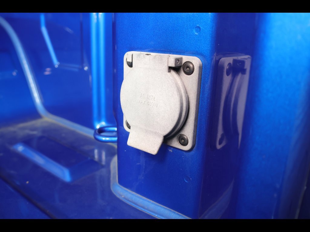 Used 2024 Chevrolet Silverado 1500 LT w/ Z71 Off-Road Package image 23