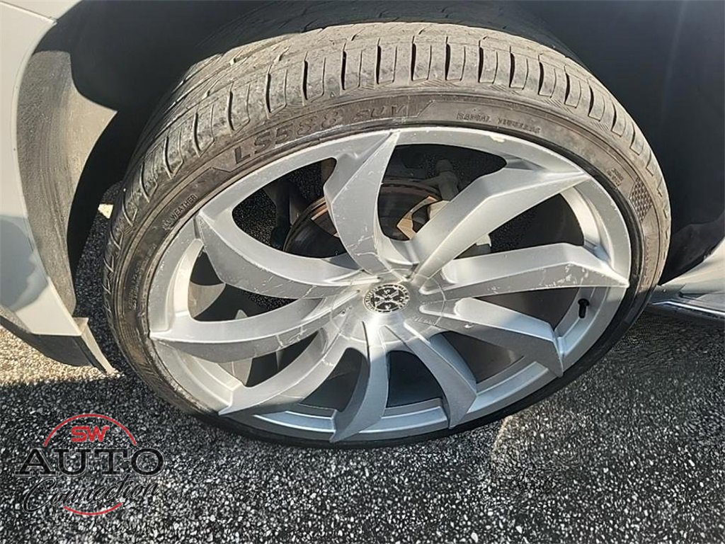 Used 2019 GMC Yukon Denali image 17