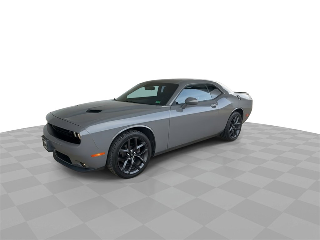 Used 2019 Dodge Challenger SXT w/ Blacktop Package image 4