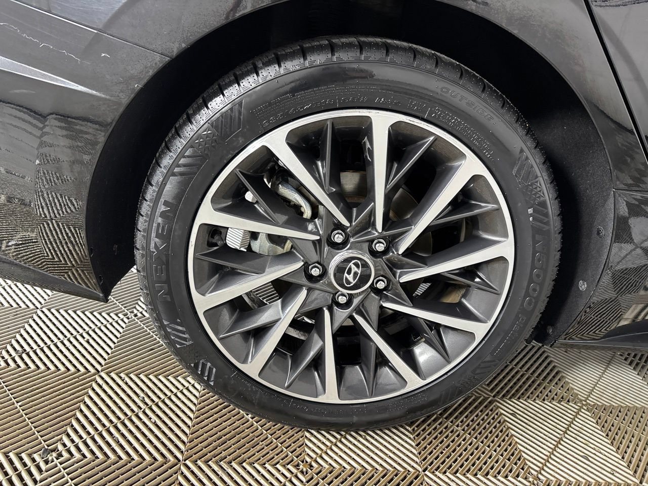 Used 2023 Hyundai Sonata Limited FWD image 35