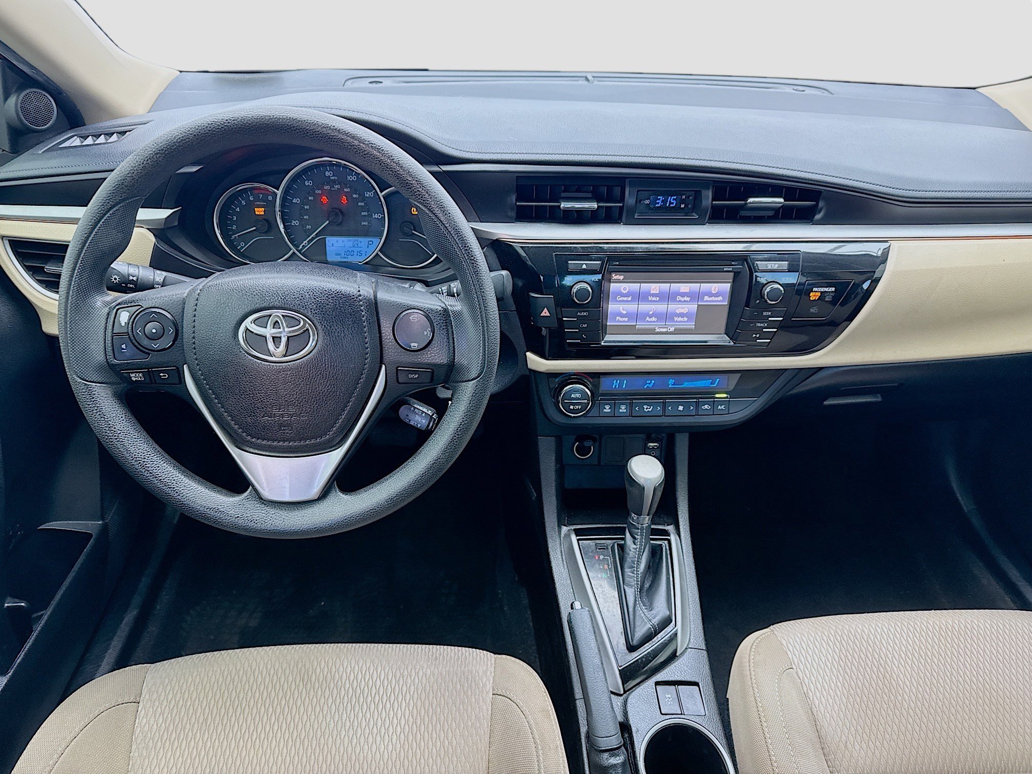Used 2015 Toyota Corolla LE image 14