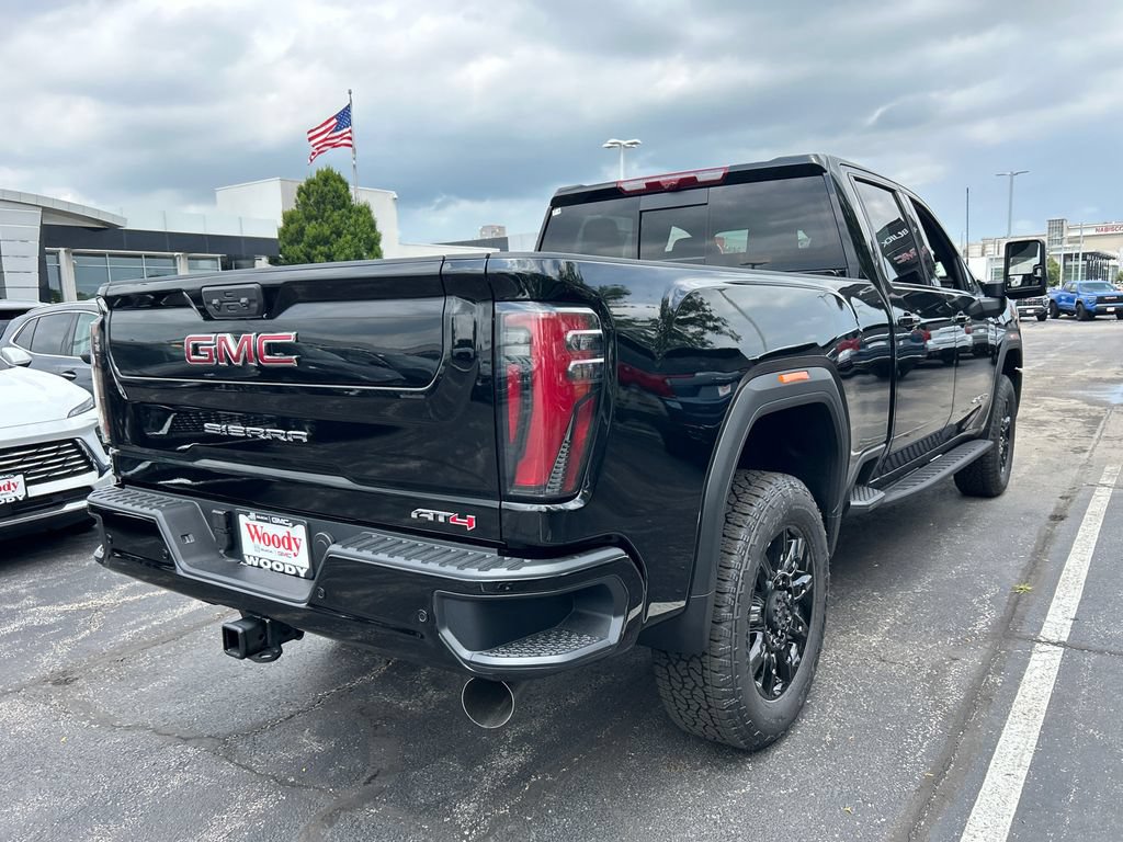 New 2026 GMC Sierra 2500 AT4 w/ AT4 Premium Plus Package AWD/4WD image 8