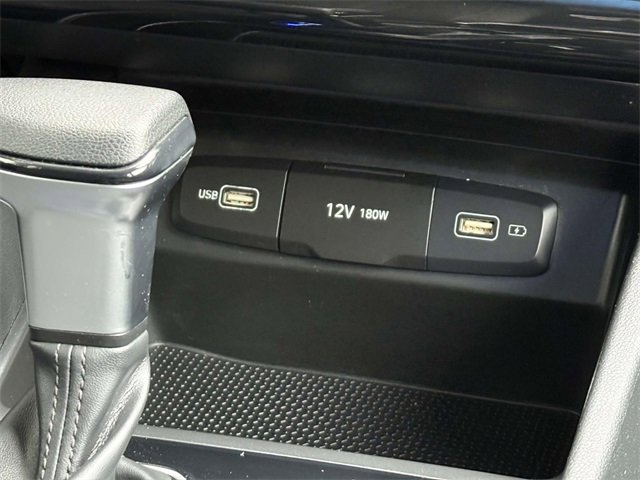 Used 2024 Hyundai Tucson SE image 16