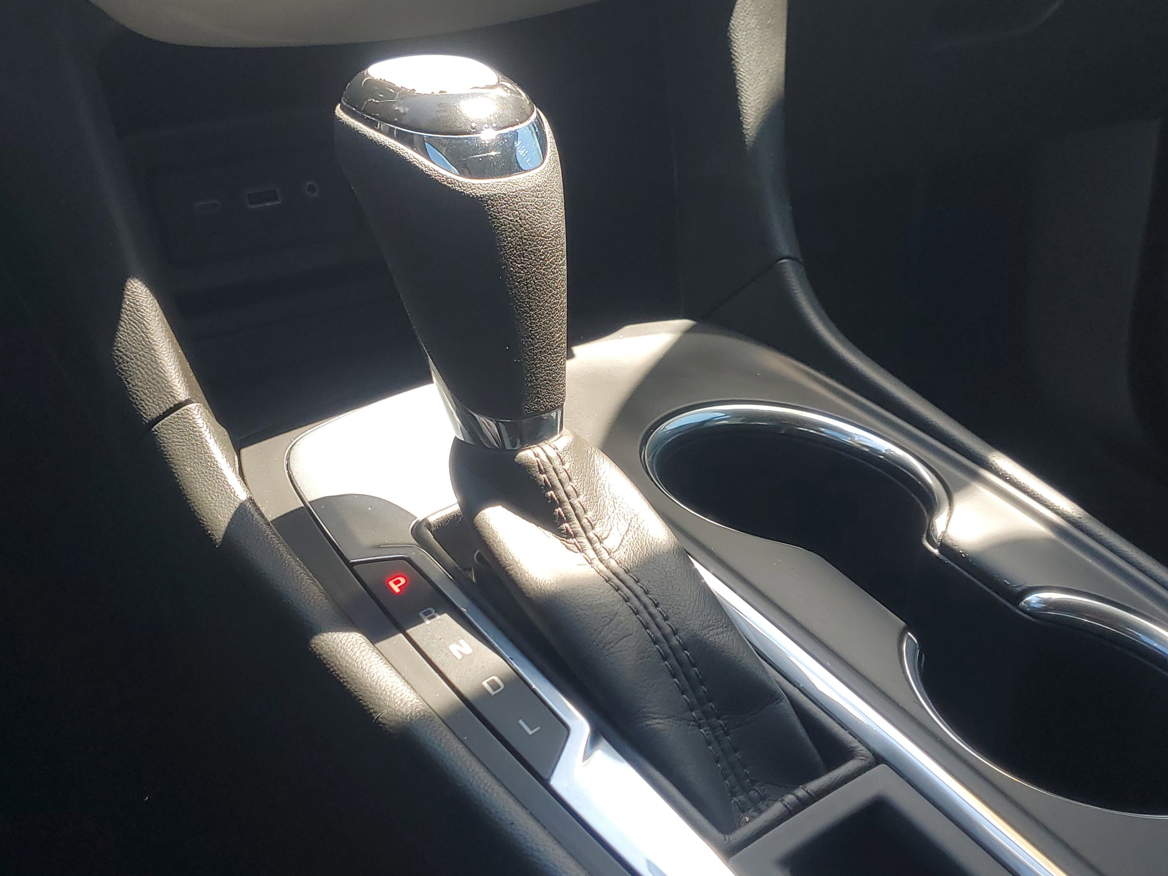 Used 2020 Chevrolet Equinox LS FWD image 29