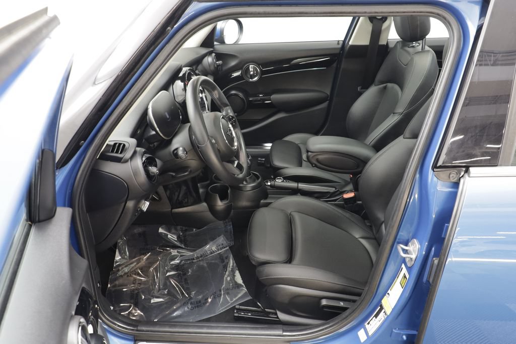 Certified 2023 MINI Cooper S FWD image 6