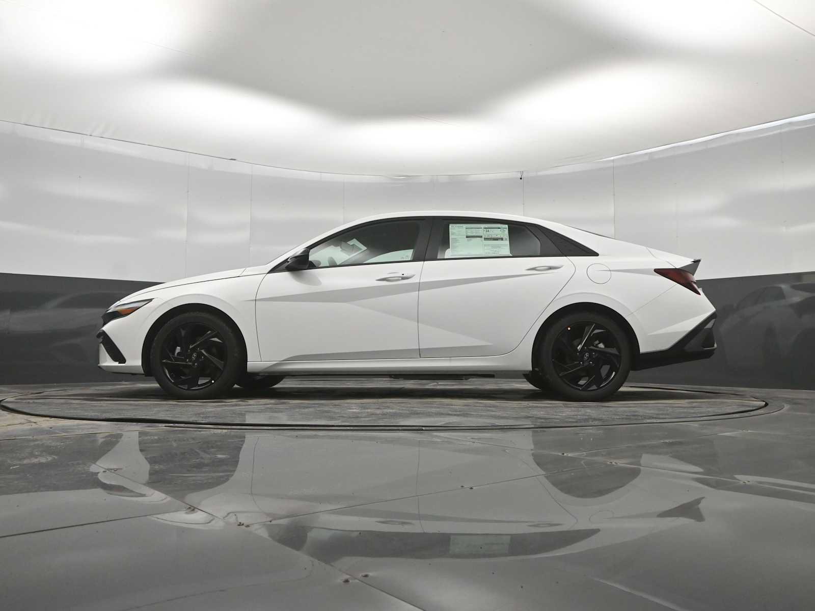New 2026 Hyundai Elantra SEL Sport FWD image 35