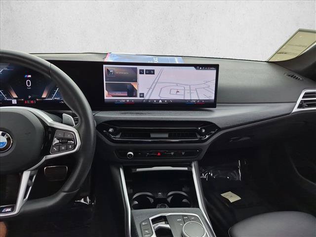Used 2025 BMW 330i Sedan w/ M Sport Package RWD image 14