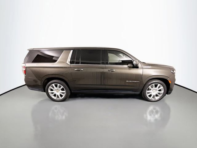 Used 2021 Chevrolet Suburban High Country image 8