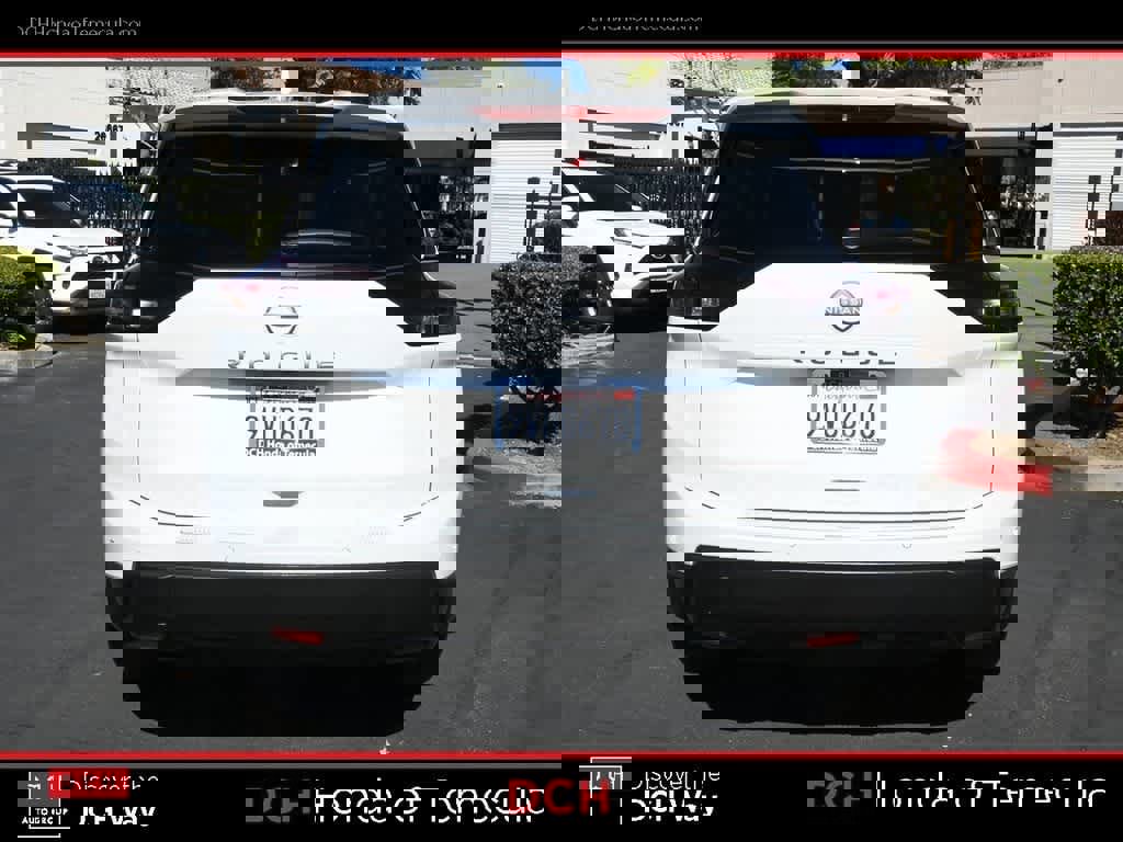 Used 2026 Nissan Rogue SV image 6