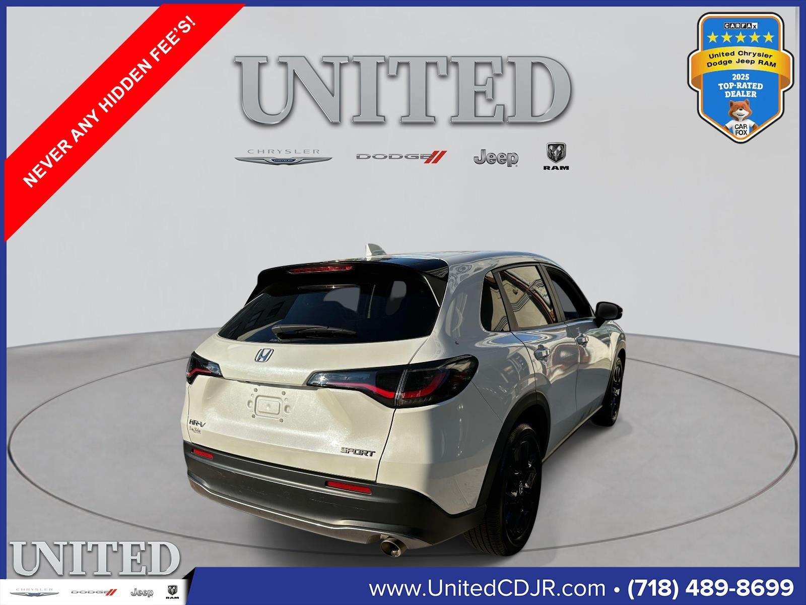Used 2025 Honda HR-V Sport image 3