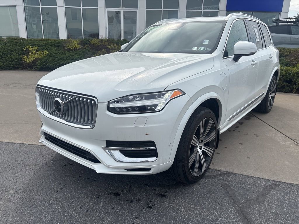 Certified 2024 Volvo XC90 T8 Ultimate w/ Protection Package Premier image 2