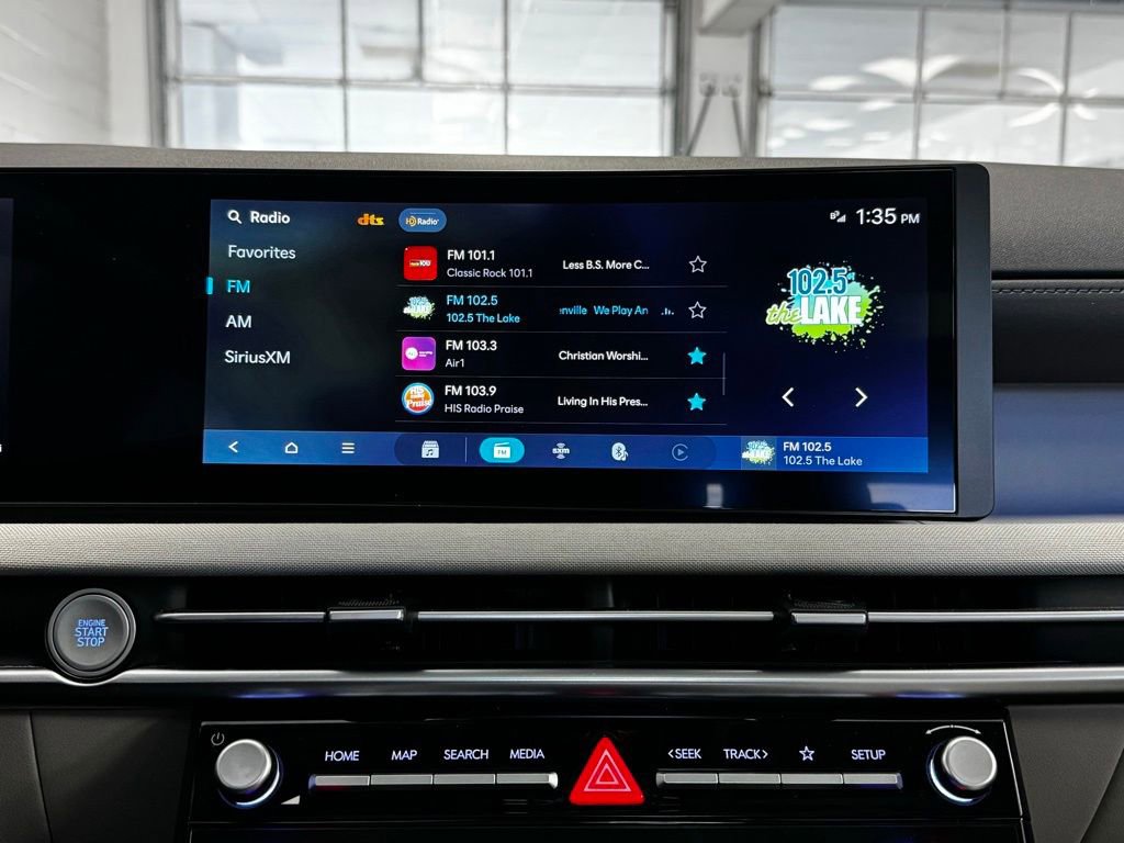 Used 2025 Hyundai Tucson Limited image 16