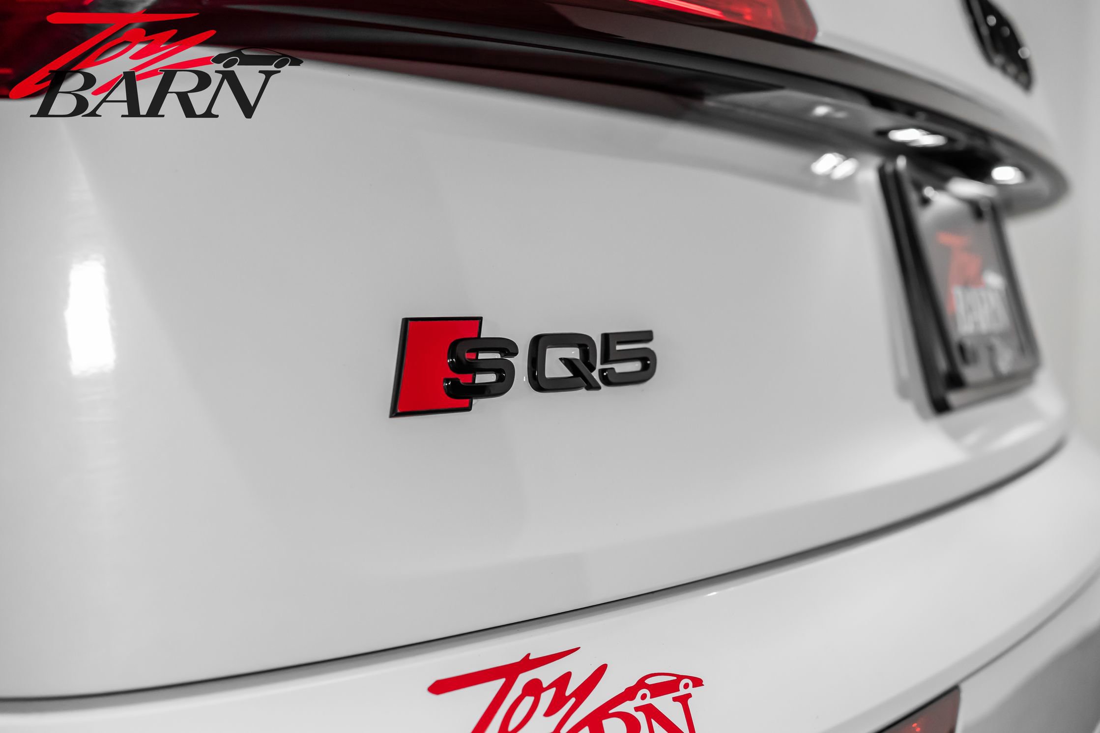 Used 2024 Audi SQ5 Prestige image 14