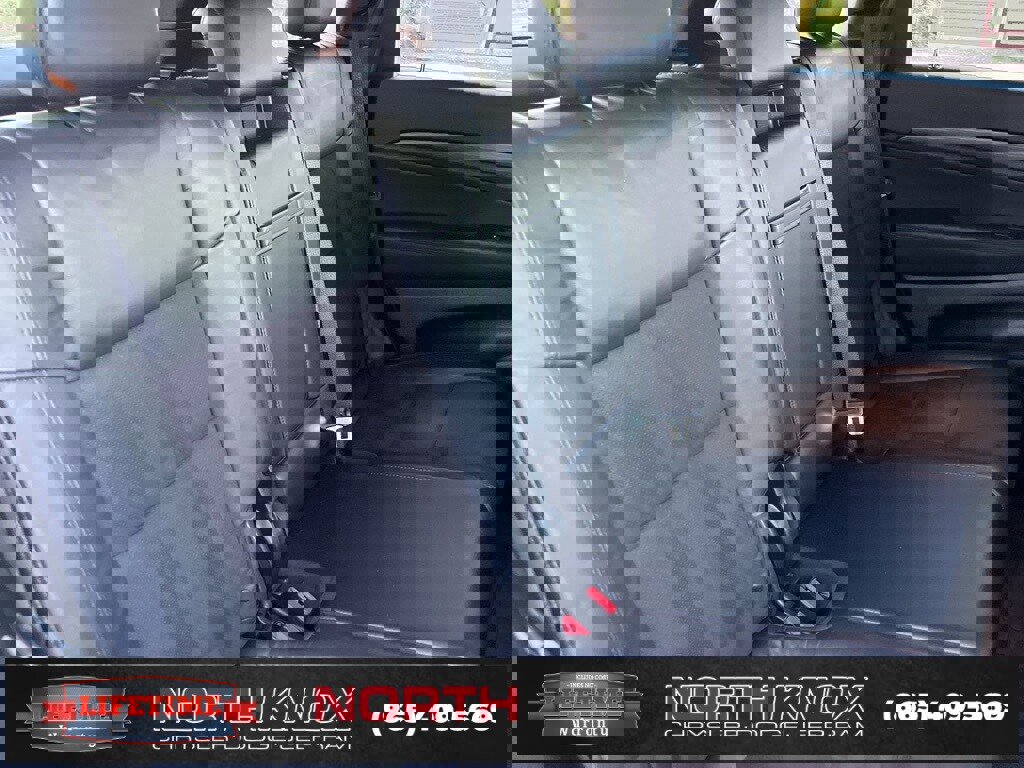 Used 2021 Jeep Grand Cherokee Laredo X image 24