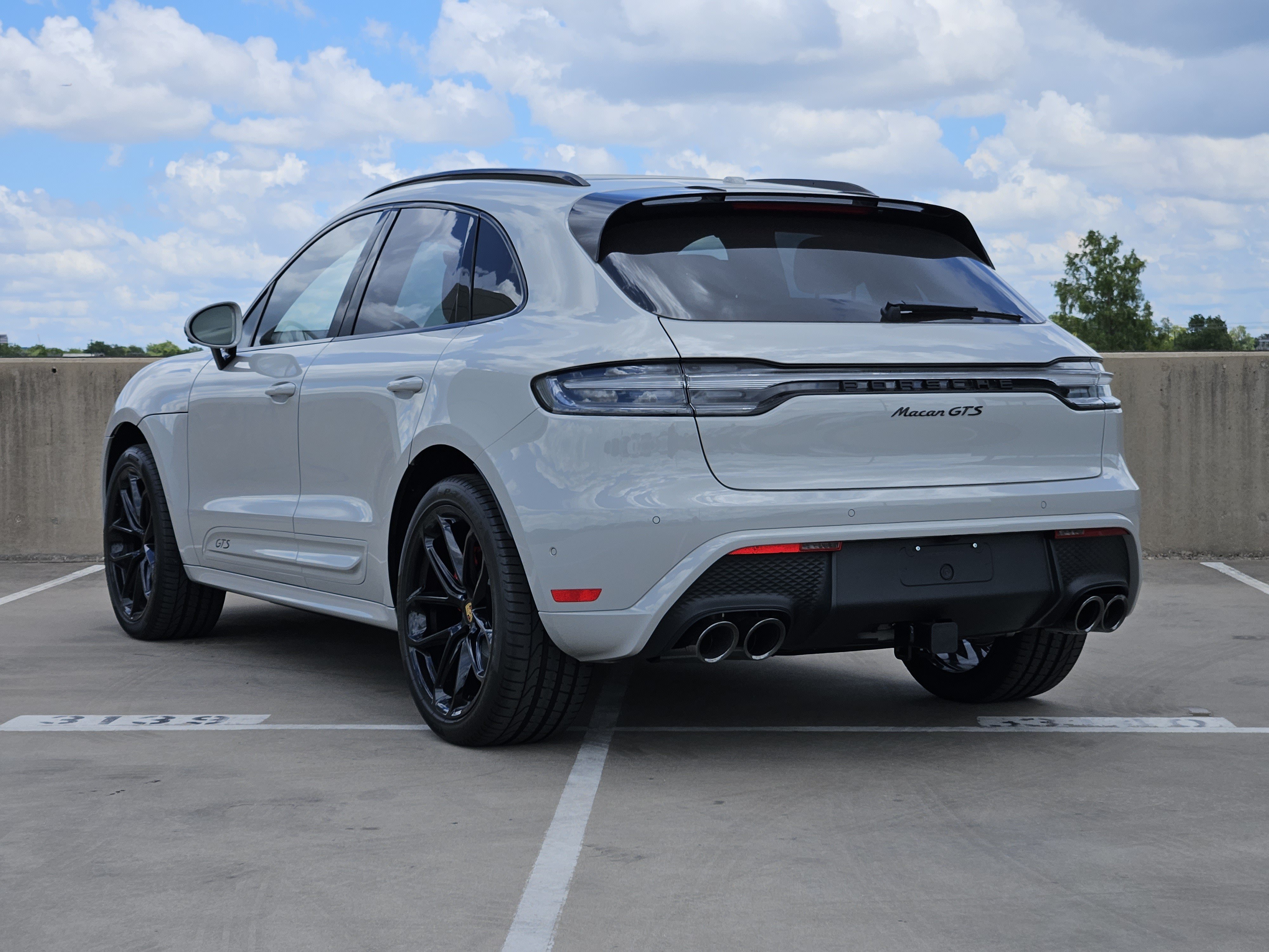 Certified 2026 Porsche Macan GTS AWD/4WD image 3