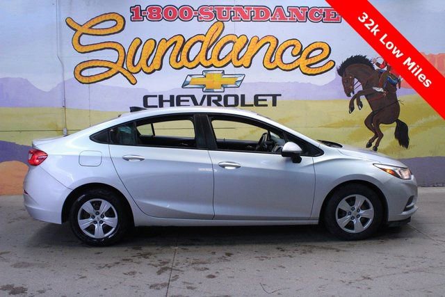 Used 2017 Chevrolet Cruze LS image 1