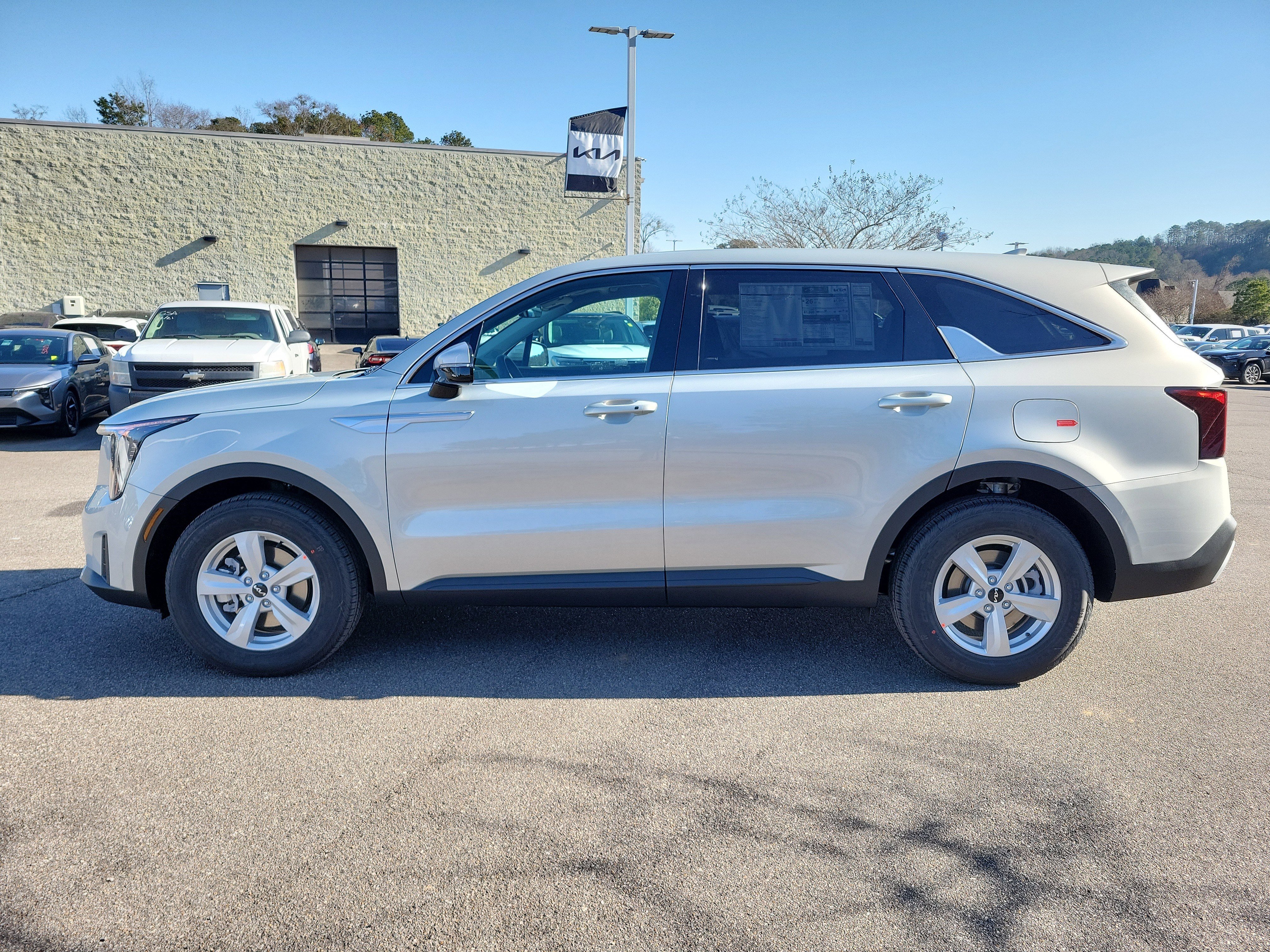 New 2026 Kia Sorento LX FWD image 21