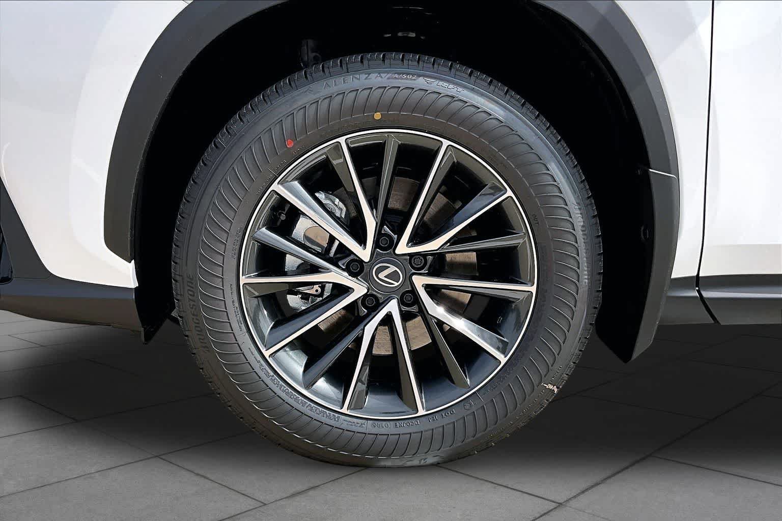 New 2026 Lexus NX 350 AWD w/ Cold Area Package image 11