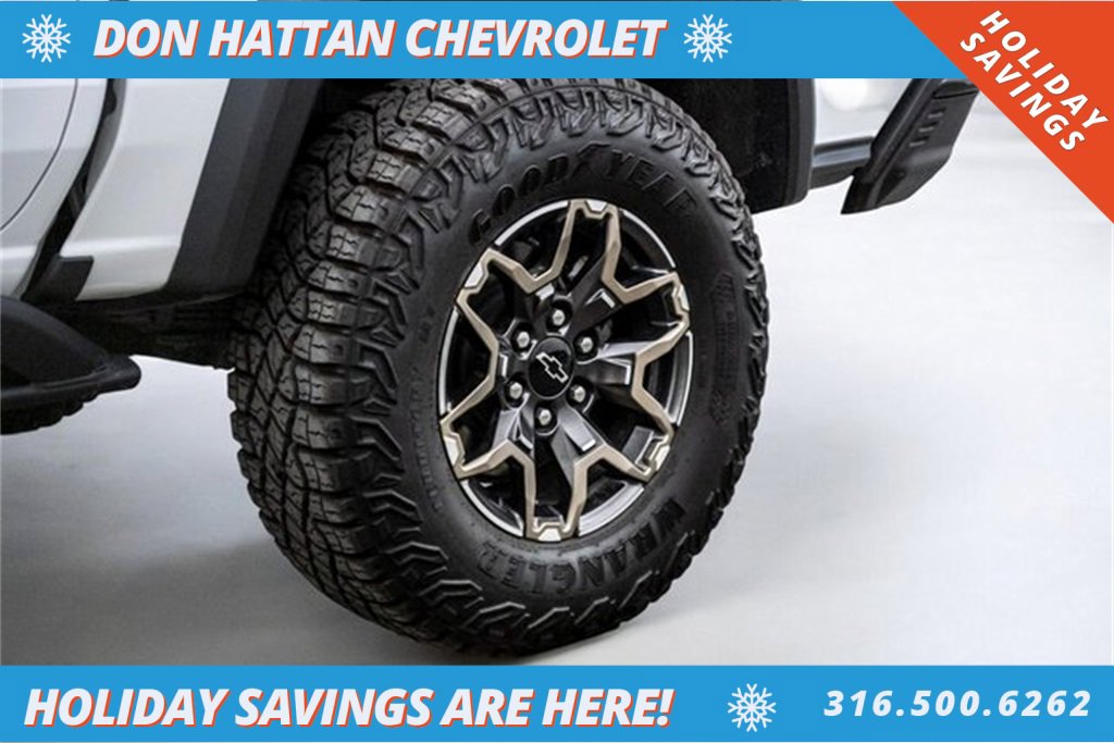 Used 2024 Chevrolet Colorado ZR2 w/ ZR2 Convenience Package III image 43