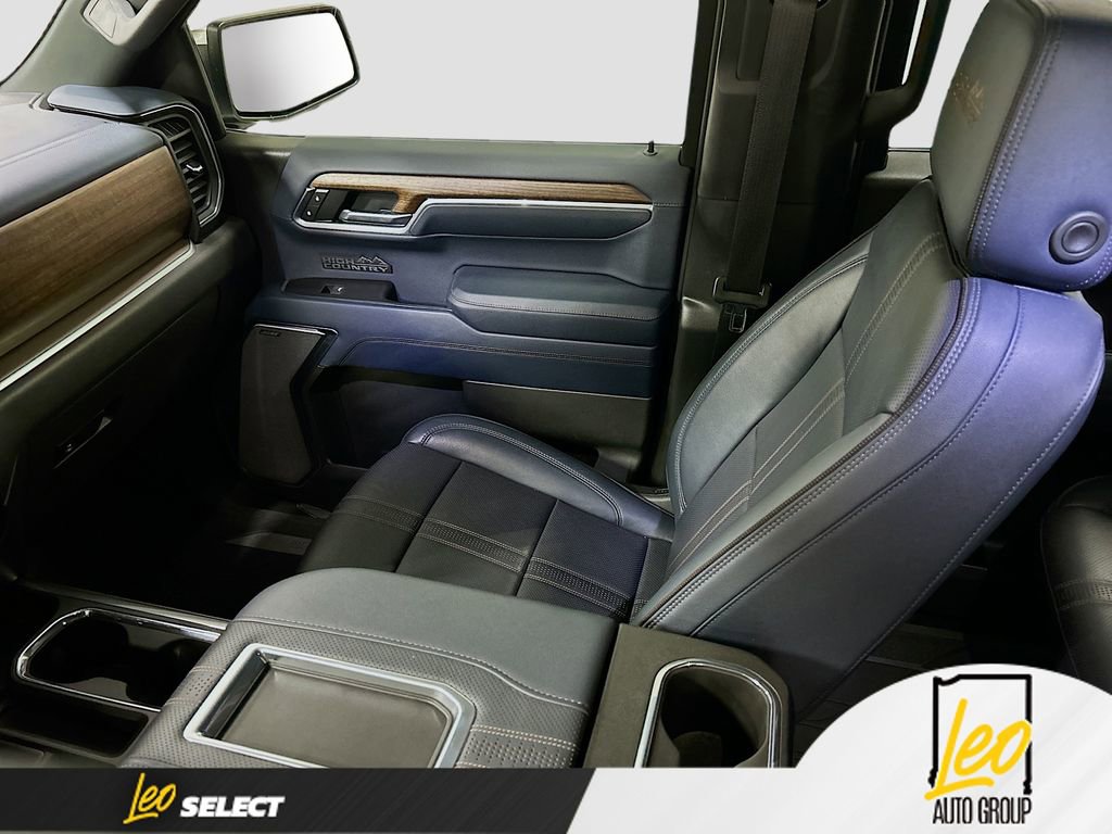 Certified 2022 Chevrolet Silverado 1500 High Country w/ High Country Premium Package image 25