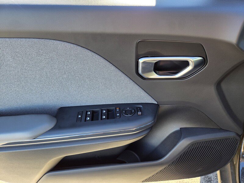 New 2025 Kia K4 EX image 9