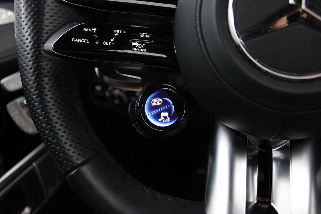 Used 2025 Mercedes-Benz G 63 AMG 4MATIC image 23