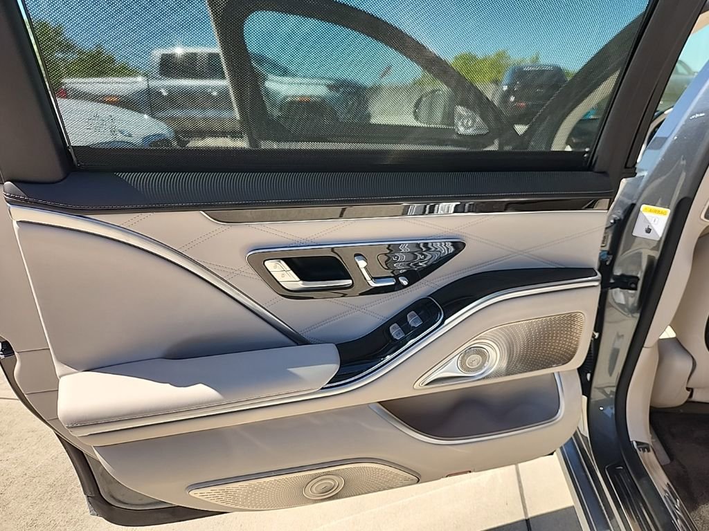 Used 2024 Mercedes-Benz Maybach S 580 4MATIC image 10