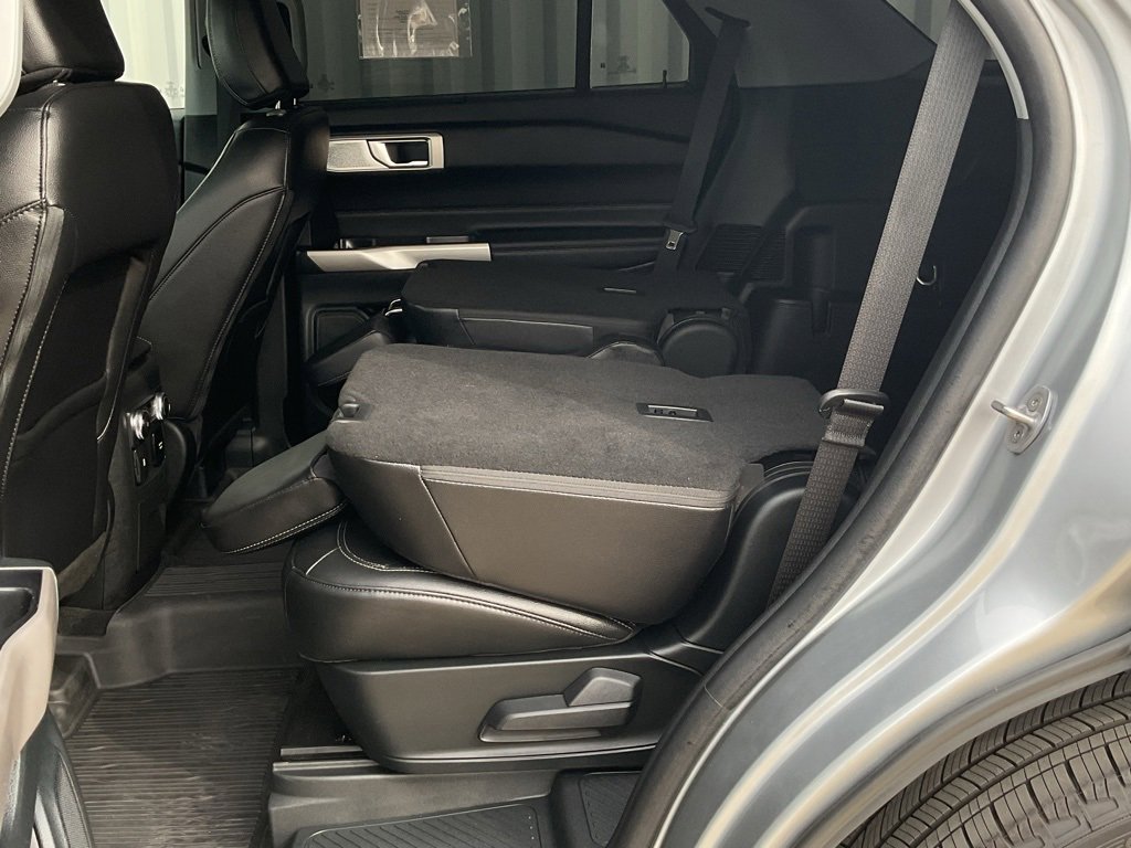 Used 2023 Ford Explorer Limited w/ Limited Technology Package image 21