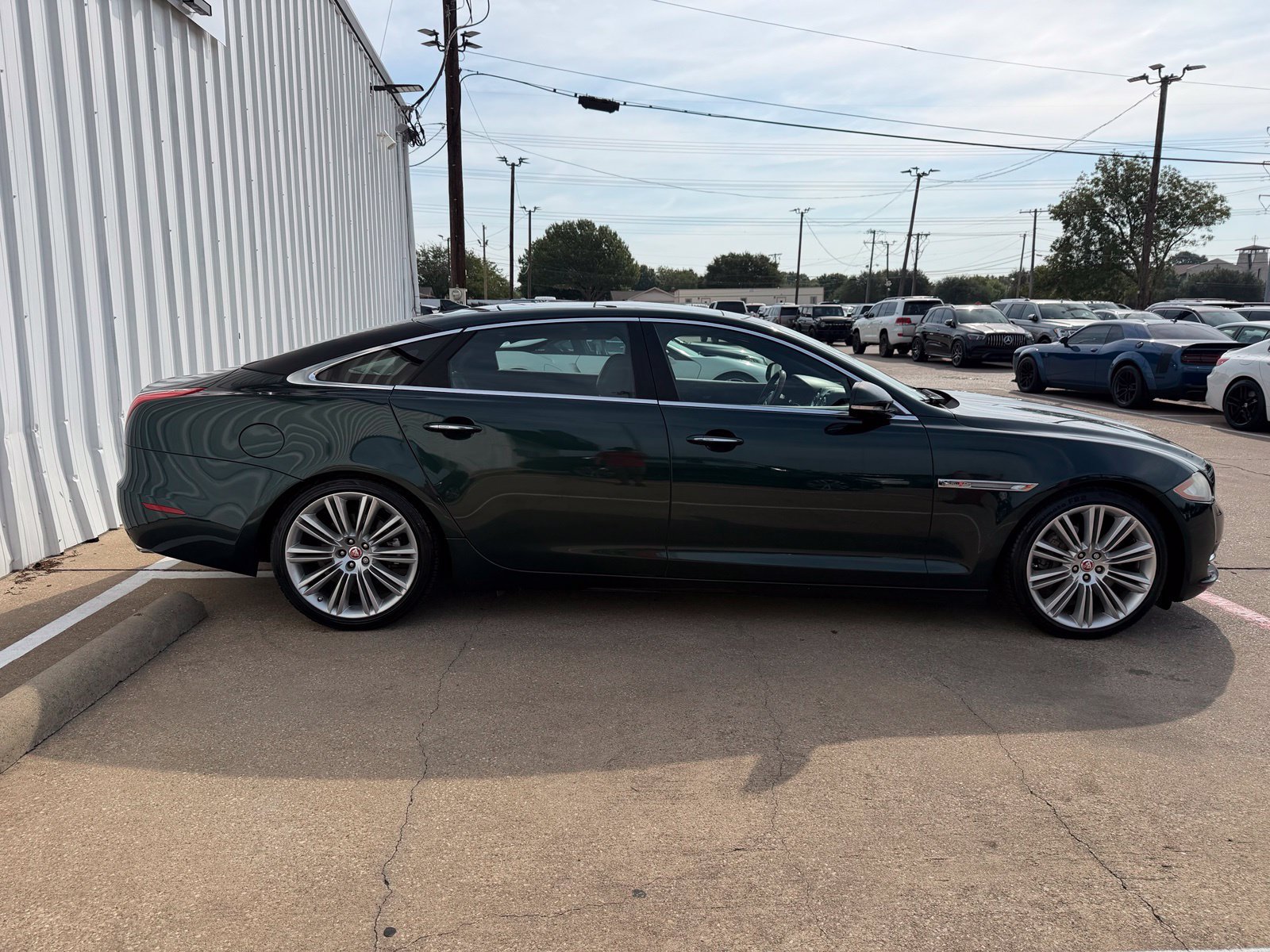 Used 2015 Jaguar XJ L Portfolio RWD image 9