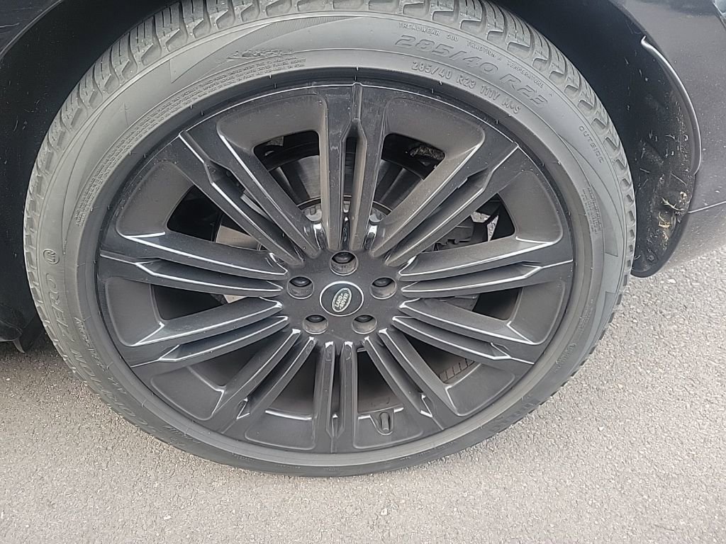 Used 2023 Land Rover Range Rover SE image 34