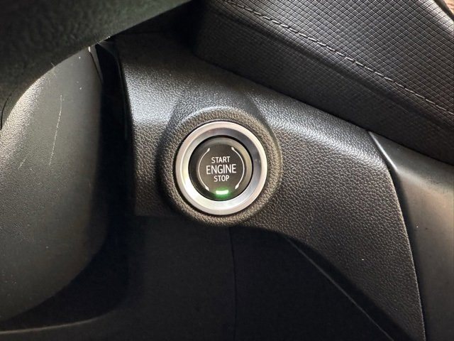 Certified 2021 Chevrolet TrailBlazer LT w/ Convenience Package image 27