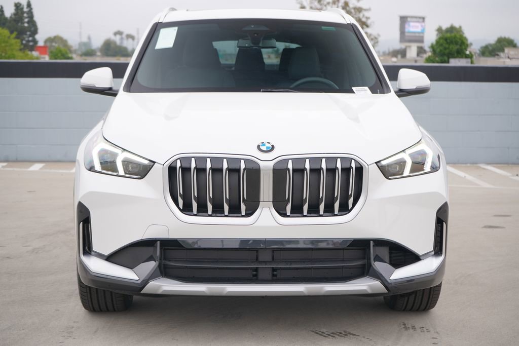 New 2026 BMW X1 xDrive28i w/ Convenience Package image 2