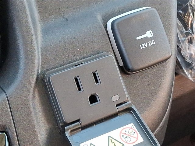 Used 2024 RAM ProMaster 2500 w/ Safety Group image 20