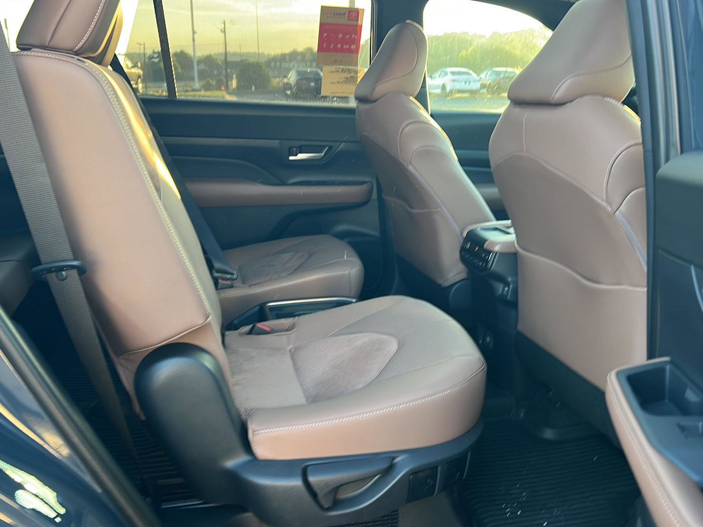 New 2026 Toyota Grand Highlander AWD Hybrid image 14