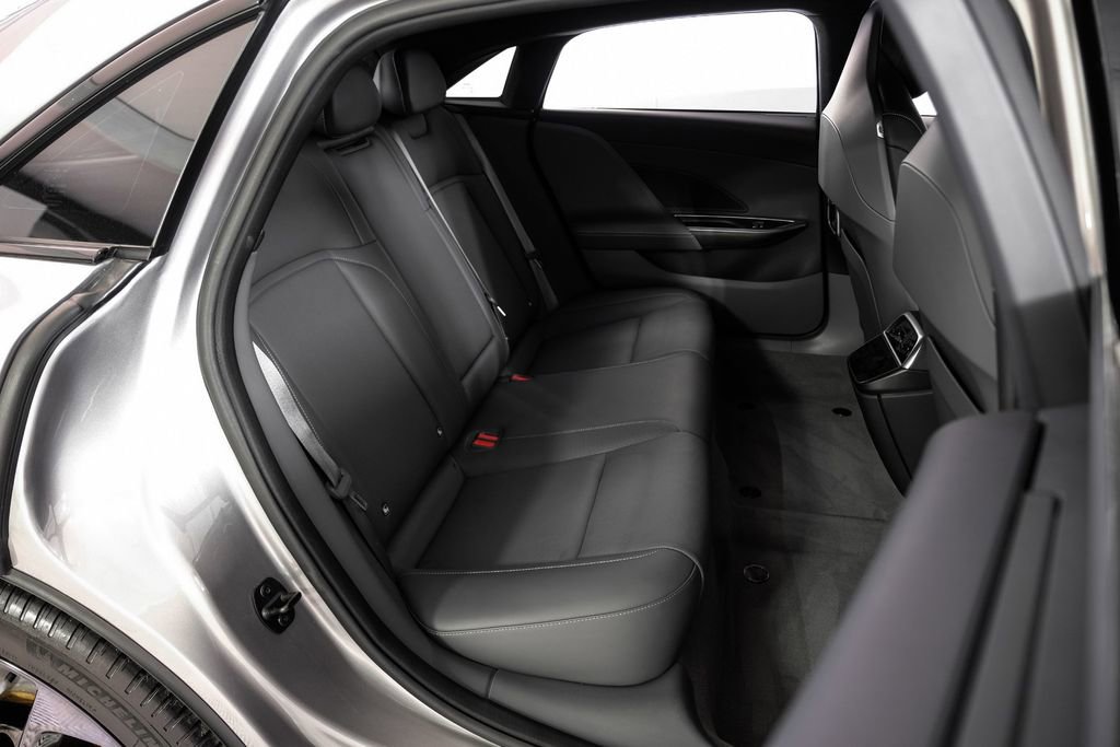 Used 2024 Lucid Air Touring image 44