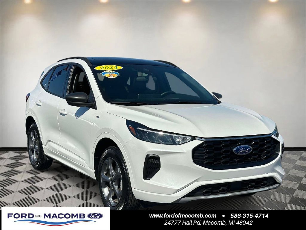 Certified 2024 Ford Escape ST-Line w/ Tech Pack #1 AWD/4WD image 1