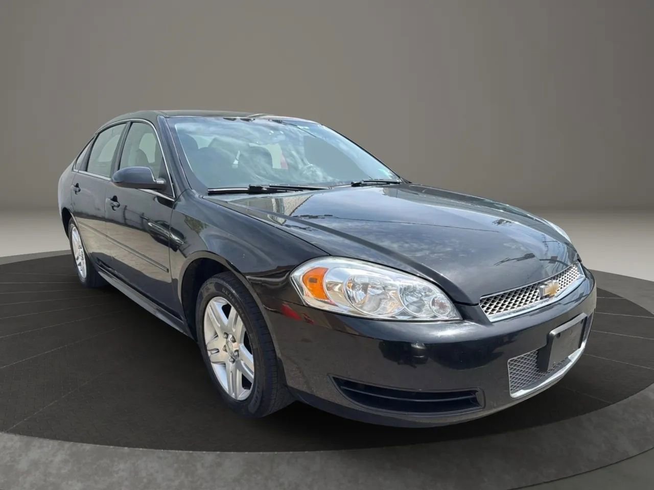Used 2016 Chevrolet Impala LT image 3
