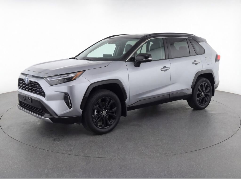 Used 2022 Toyota RAV4 XSE image 3