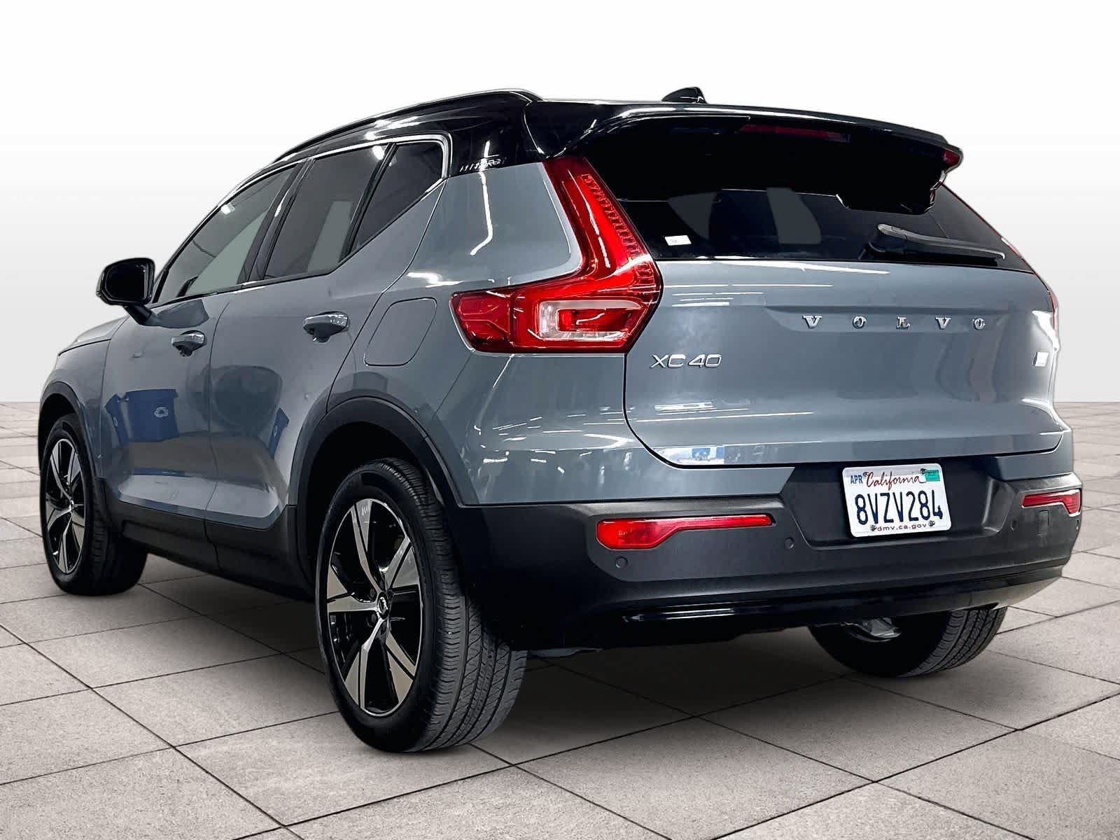 Used 2021 Volvo XC40 P8 Recharge w/ Advanced Package AWD/4WD image 14