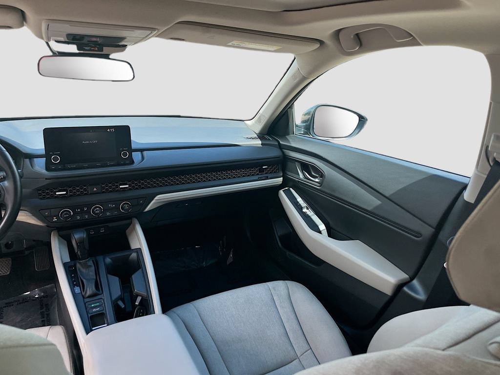Used 2024 Honda Accord EX image 24