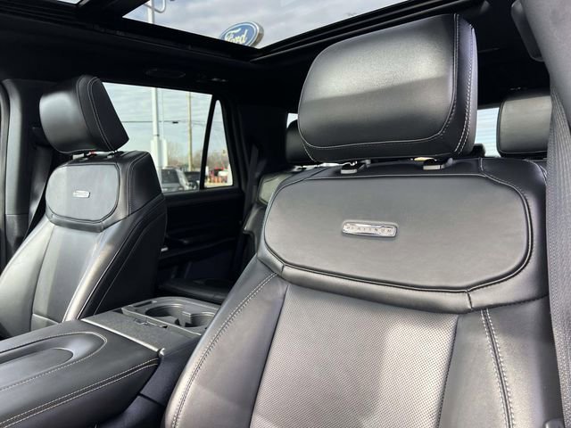 Certified 2025 Ford Expedition Platinum w/ Stealth Appearance Package image 25