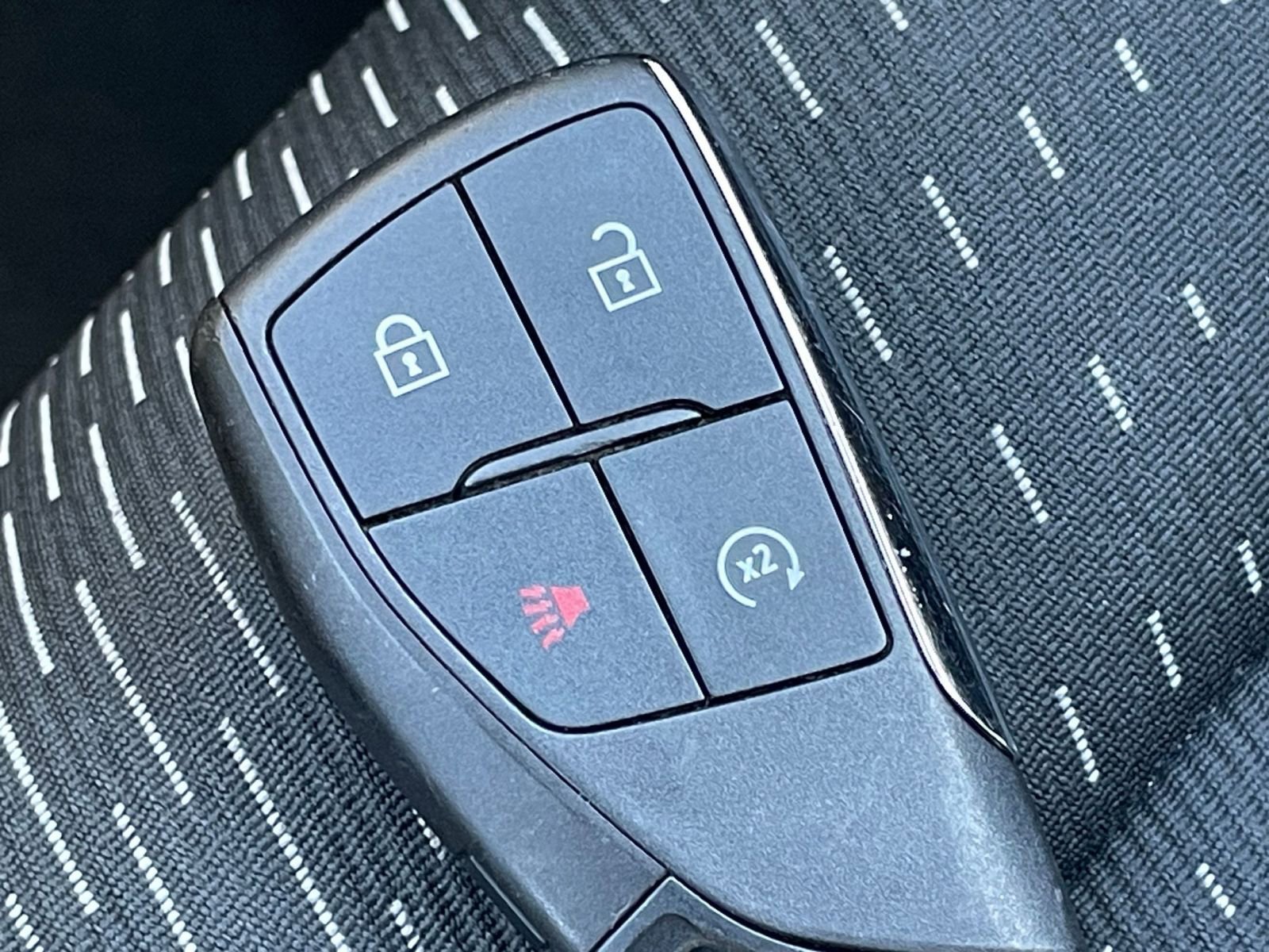 Used 2025 Chevrolet Equinox LT image 25