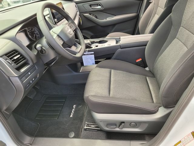 New 2026 Nissan Rogue SV FWD image 11