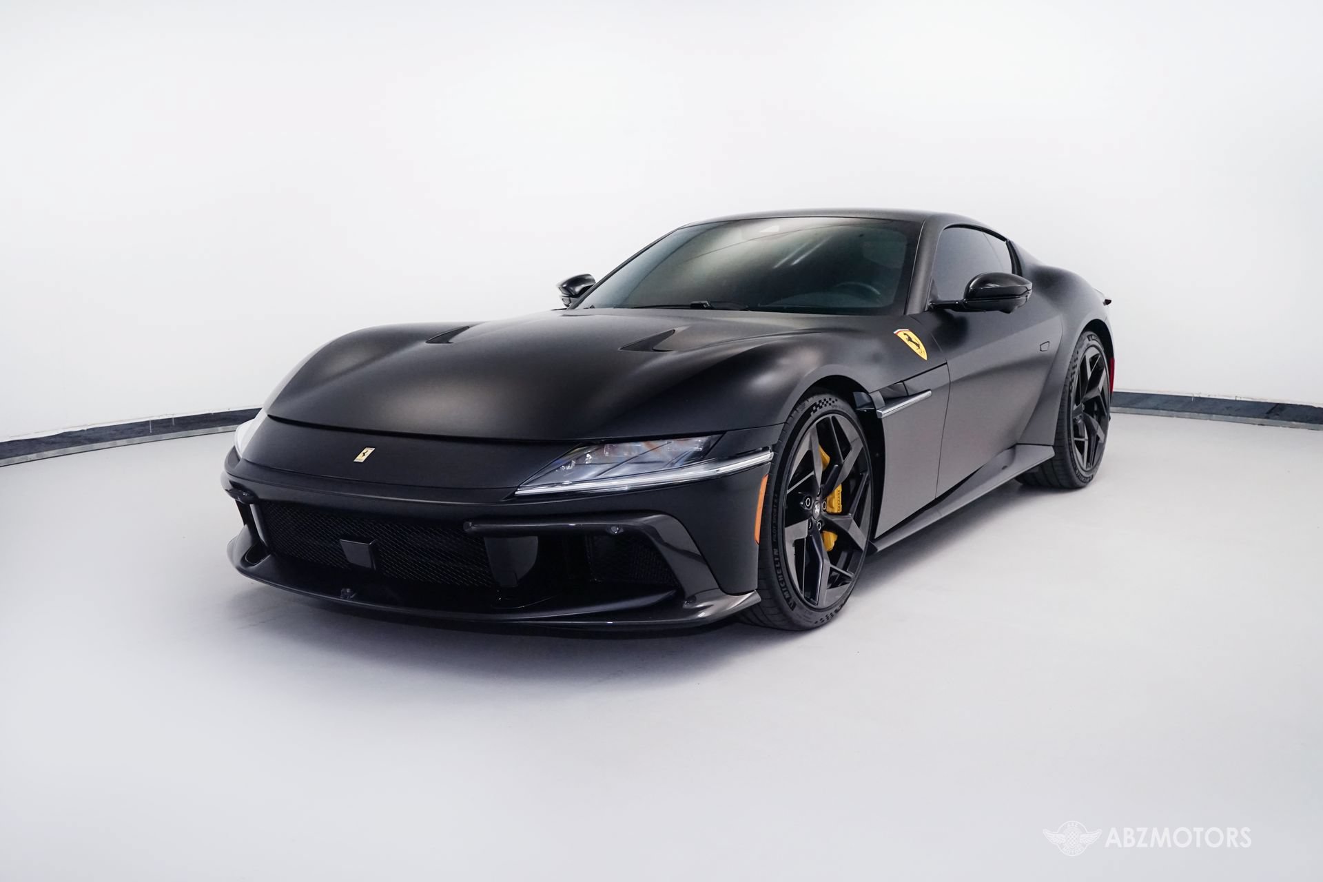 Used 2025 Ferrari 12Cilindri RWD image 2