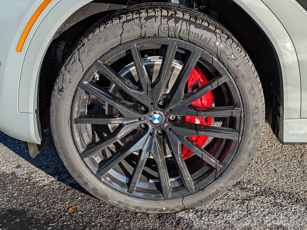 New 2026 BMW X6 xDrive40i image 7