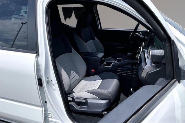 Used 2025 Toyota Tacoma TRD Off-Road image 26